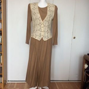 Beautiful Vintage ankle length Dress
